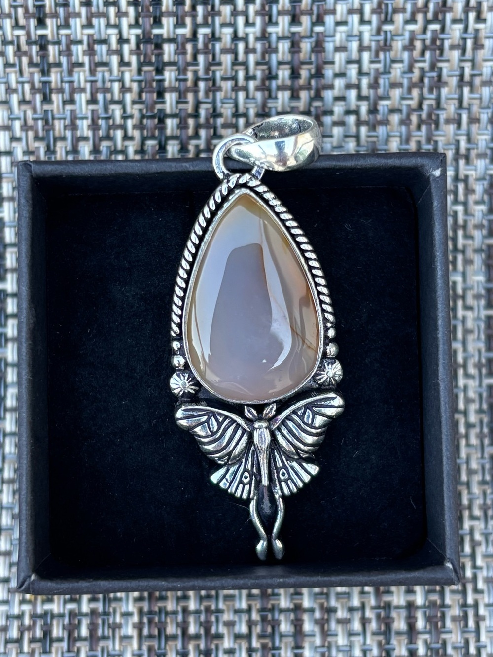 Beautiful Sterling Silver Agate Teardrop Moth Pendant